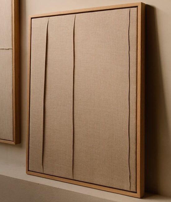 Linnen wandkunst met eiken houten baklijst.